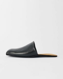 Our Legacy, Cigarr Slipper